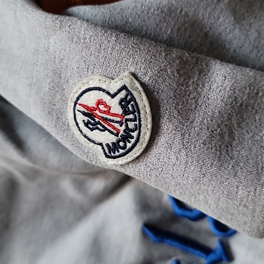 Men's Jumper - Picture 3 of 4
